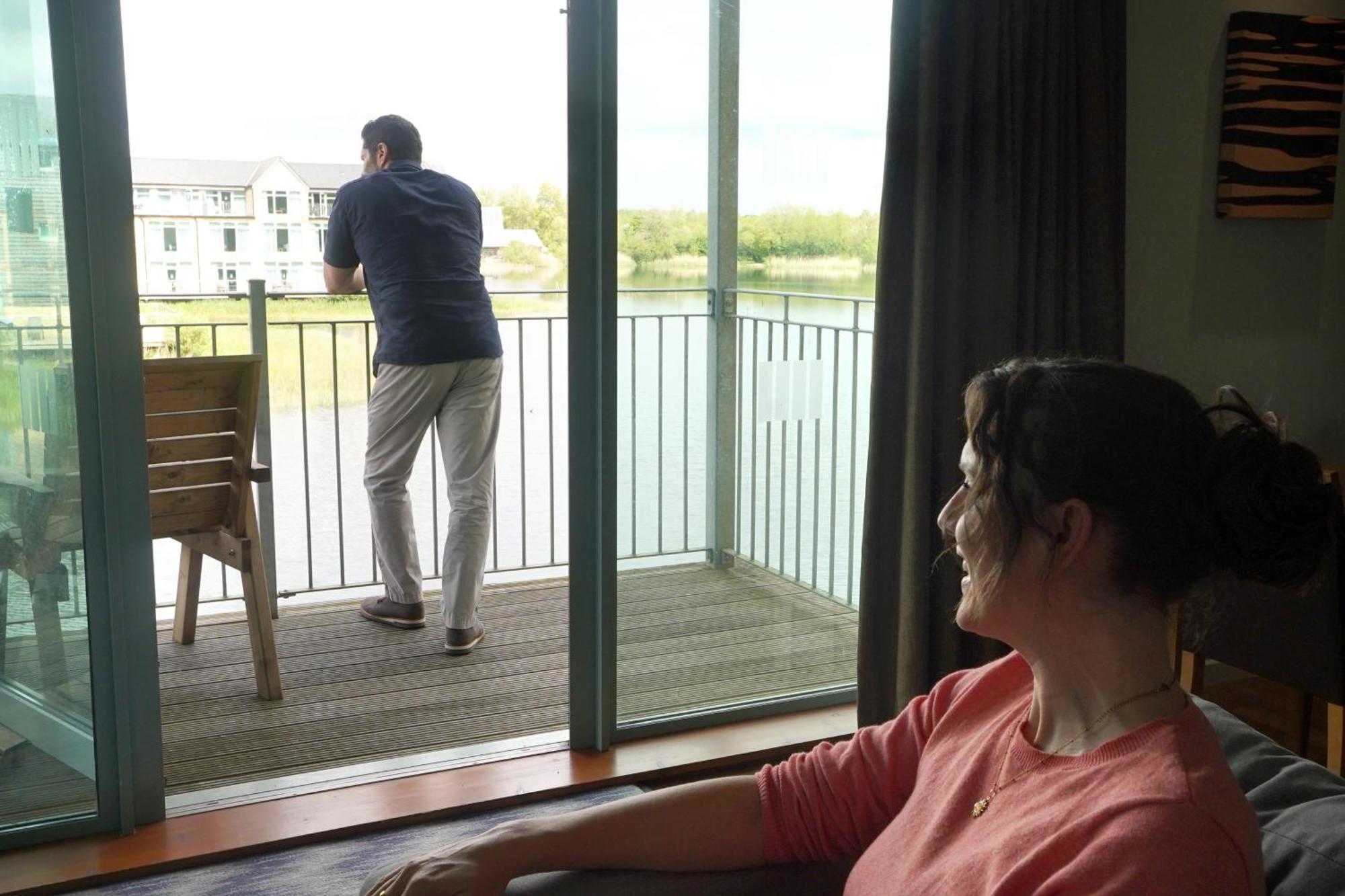De Vere Cotswold Water Park Apartments Cirencester Luaran gambar