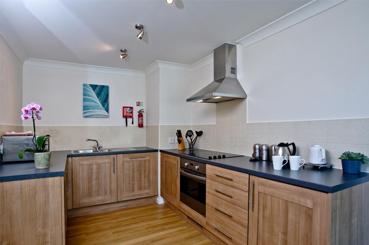 De Vere Cotswold Water Park Apartments Cirencester Luaran gambar