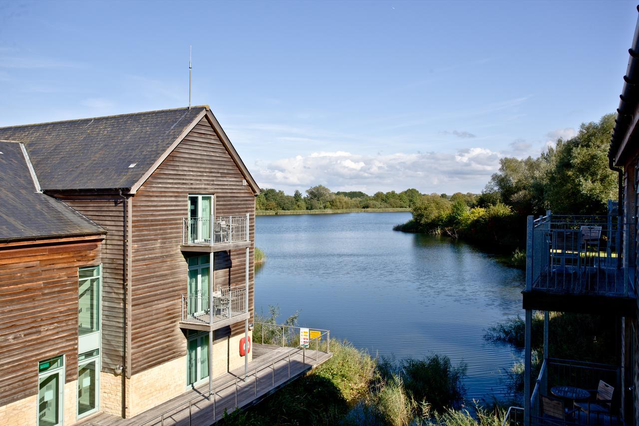 De Vere Cotswold Water Park Apartments Cirencester Luaran gambar